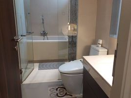 1 спален Квартира в аренду в Tidy Deluxe Sukhumvit 34, Khlong Tan