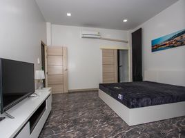 4 Schlafzimmer Haus zu verkaufen in Mueang Chiang Mai, Chiang Mai, San Phisuea, Mueang Chiang Mai