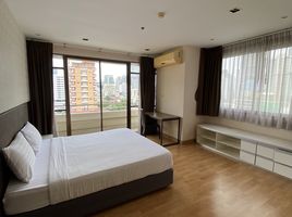 1 Schlafzimmer Appartement zu vermieten im Nantiruj Tower, Khlong Toei