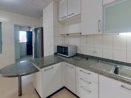 2 Schlafzimmer Appartement zu vermieten im Charoenjai Place, Khlong Tan Nuea