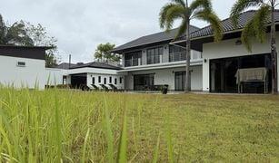 ขายวิลล่า 5 ห้องนอน ใน เชิงทะเล, ภูเก็ต 