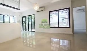 4 Bedrooms House for sale in Nong Khang Phlu, Bangkok Zerene Petchkasem
