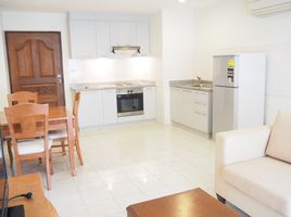 1 Bedroom Apartment for rent at Nagara Mansion, Lumphini