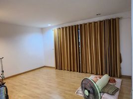 3 Bedroom Townhouse for sale at Baan Klang Muang Ladprao - Sena 2, Lat Phrao, Lat Phrao