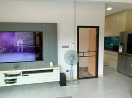 2 Bedroom Villa for sale at The Maple Pattaya, Huai Yai