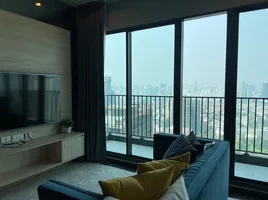 2 Schlafzimmer Appartement zu vermieten im C Ekkamai, Khlong Tan Nuea