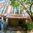 在Baan Klang Krung (British Town -Thonglor)租赁的4 卧室 联排别墅, Khlong Tan Nuea