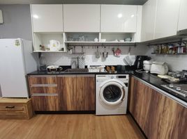 1 Bedroom Condo for rent at Rawee Waree Residence, Suthep