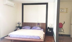 3 Bedrooms Townhouse for sale in Bang Kapi, Bangkok Coolidge Place