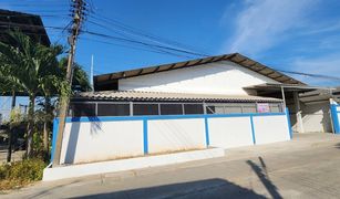 龙仔厝 Khlong Maduea N/A 大商店 售 