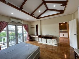 3 Bedroom Villa for rent at Nantawan Rama 9-Onnut, Prawet