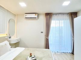 1 спален Кондо на продажу в Regent Home 7 Sukhumvit, Bang Na, Банг На