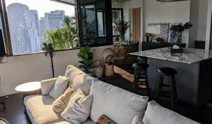 曼谷 Khlong Toei Lake Avenue Sukhumvit 16 2 卧室 公寓 售 