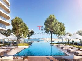 1 बेडरूम अपार्टमेंट for sale at Grand Bleu Tower, EMAAR Beachfront