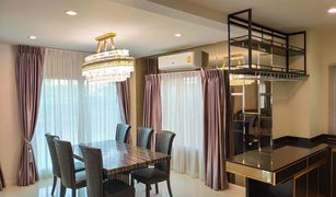 Suan Luang, ဘန်ကောက် Passorn Prestige Luxe Pattanakarn တွင် 3 အိပ်ခန်းများ အိမ် ရောင်းရန်အတွက်