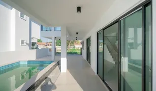3 Bedrooms Villa for sale in Hua Hin City, Hua Hin 