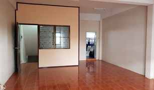 Bang Yai, Nonthaburi တွင် 2 အိပ်ခန်းများ Whole Building ရောင်းရန်အတွက်