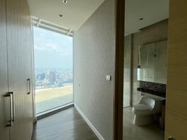 3 Bedroom Penthouse for rent at Magnolias Ratchadamri Boulevard, Lumphini, Pathum Wan, Bangkok