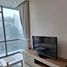 1 спален Кондо в аренду в The Room Sukhumvit 21, Khlong Toei Nuea