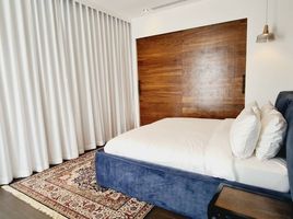 3 Schlafzimmer Appartement zu vermieten im Penthouse Condominium 3, Phra Khanong Nuea, Watthana