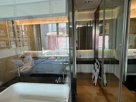 1 Schlafzimmer Appartement zu vermieten im Saladaeng One, Si Lom