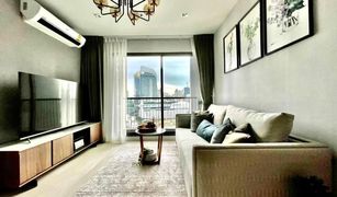 2 Bedrooms Condo for sale in Lumphini, Bangkok Life One Wireless