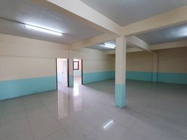 8 Schlafzimmer Shophaus zu vermieten in Mueang Nonthaburi, Nonthaburi, Talat Khwan, Mueang Nonthaburi