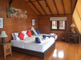 4 Bedroom House for rent at Coconut Paradise, Maenam