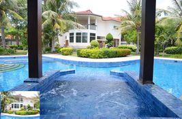 6 bedroom Villa for sale in Prachuap Khiri Khan, Thailand