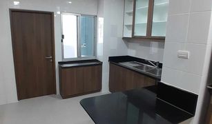 4 Bedrooms Condo for sale in Khlong Toei, Bangkok Raj Mansion