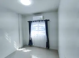 2 Bedroom Townhouse for sale at Golden Town Laemchabang-Srisuvit, Bang Lamung