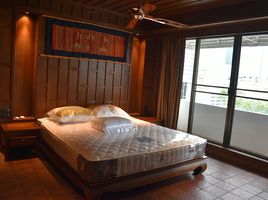 2 спален Кондо на продажу в Diamond Tower, Si Lom, Банг Рак