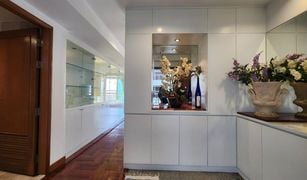 2 chambres Condominium a vendre à Khlong Tan Nuea, Bangkok Royal Castle