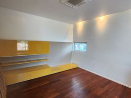 5 Schlafzimmer Villa zu verkaufen im Srinakarin Park, Bang Na