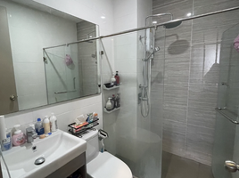 2 Schlafzimmer Wohnung zu verkaufen im KnightsBridge Prime On Nut, Phra Khanong Nuea