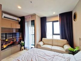 1 Bedroom Apartment for rent at Life One Wireless, Lumphini