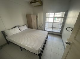 60 Bedroom Apartment for rent at Puengmee, Bang Chak, Phra Khanong, Bangkok