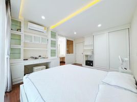 3 Bedroom Townhouse for rent at Leon Sukhumvit 62, Bang Chak, Phra Khanong, Bangkok, Thailand