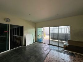  Склад for sale in Samut Sakhon, Bang Thorat, Mueang Samut Sakhon, Samut Sakhon