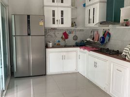 3 Bedroom Villa for sale at Patio Pattanakarn 38, Suan Luang