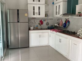 3 Bedroom Townhouse for sale at Patio Pattanakarn 38, Suan Luang, Suan Luang