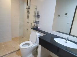 1 Bedroom Apartment for rent at Vista Garden, Phra Khanong Nuea, Watthana, Bangkok, Thailand