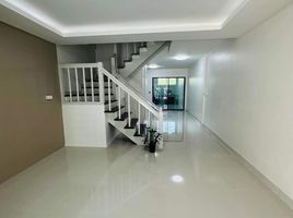 2 Bedroom Townhouse for sale in Khu Khot, Lam Luk Ka, Khu Khot