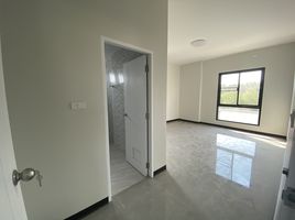 3 Bedroom House for sale in Mueang Chon Buri, Chon Buri, Khlong Tamru, Mueang Chon Buri
