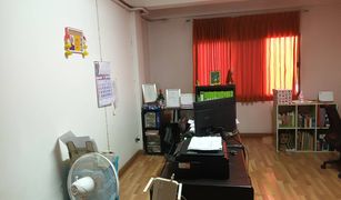 N/A Whole Building for sale in Pracha Thipat, Pathum Thani 