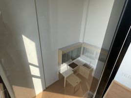 2 Schlafzimmer Appartement zu verkaufen im Maru Ekkamai 2, Khlong Tan Nuea