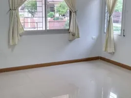 3 Bedroom House for sale at Baan Surinda 1, Mueang Kao