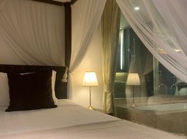 1 Bedroom Condo for rent at Hansar Rajdamri, Lumphini, Pathum Wan, Bangkok