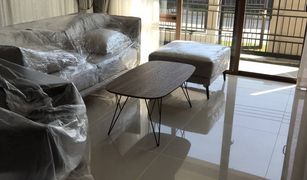 4 Bedrooms House for sale in Hua Mak, Bangkok Burasiri Krungthep Kreetha