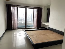 1 Bedroom Apartment for sale at Ratchada Pavilion, Chantharakasem, Chatuchak